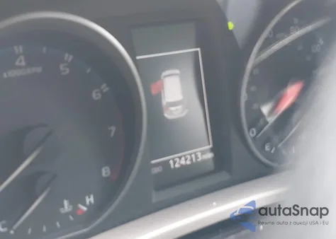 2017 Toyota Rav4 Le z USA, uszkodzony, nr VIN JTMZFREV3HJ106950